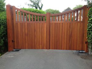 Part open swing 17