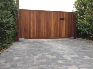 Fully boarded swing 8