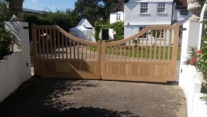 Part open swing 3